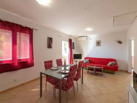 Haus Anka, maison 4 chambres face à la mer à Milna : photo 5