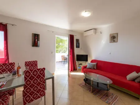 Haus Anka, maison 4 chambres face à la mer à Milna : photo 6