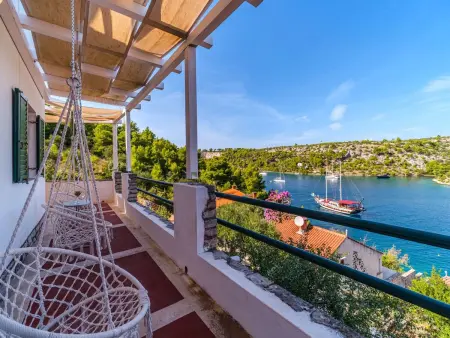 Villa 10 pers. à 30m de la plage, Bobovišća : photo 2