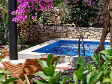 Maison Carpe Diem, pierre et piscine face à la mer : photo 7