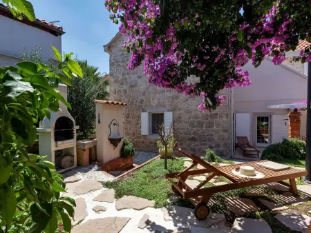 Maison Carpe Diem, pierre et piscine face à la mer : photo 12