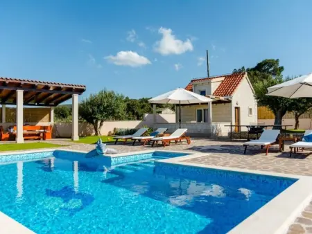 Villa Mis : maison 10 pers. avec piscine chauffée à Supetar : photo 11