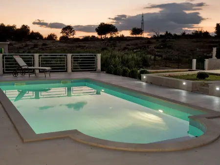Finca Brač : maison 3 chambres, piscine et oliviers : photo 5