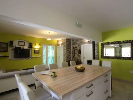 Maison 14 personnes à Selca avec piscine privée : photo 2