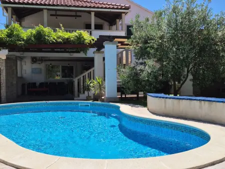 Maison 14 personnes à Selca avec piscine privée : photo 35