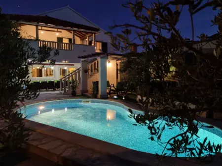 Maison 14 personnes à Selca avec piscine privée : photo 49