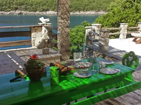 Maison isolée en bord de mer à Selca, accès bateau : photo 17