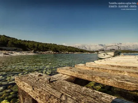 Maison isolée en bord de mer à Selca, accès bateau : photo 28