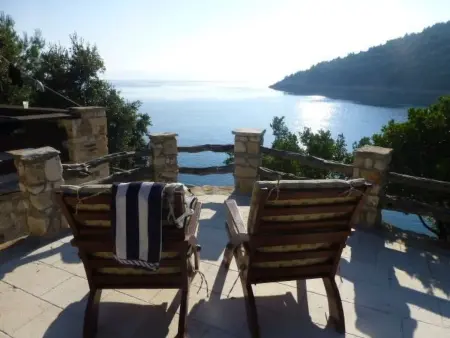 Maison isolée en bord de mer à Selca, accès bateau : photo 33