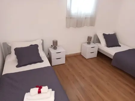 Maison 6 personnes avec piscine privée à Sumartin : photo 35