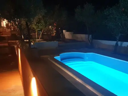 Geräumiges Ferienhaus mit Terrasse und Garten, Maison 2 personnes à Hvar Stari Grad - Photo 7