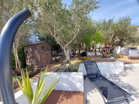 Geräumiges Ferienhaus mit Terrasse und Garten, Maison 2 personnes à Hvar Stari Grad - Photo 20