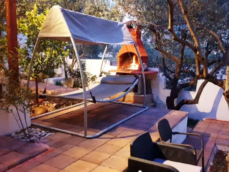 Geräumiges Ferienhaus mit Terrasse und Garten, Maison 2 personnes à Hvar Stari Grad - Photo 25