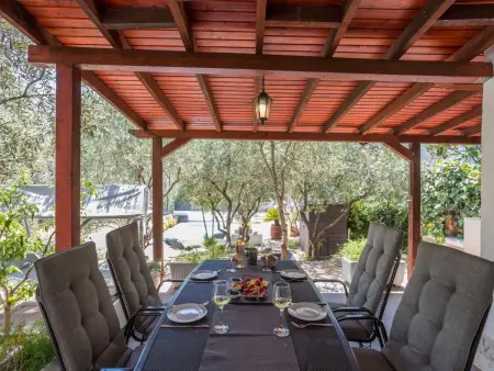 Geräumiges Ferienhaus mit Terrasse und Garten, Maison 2 personnes à Hvar Stari Grad - Photo 58