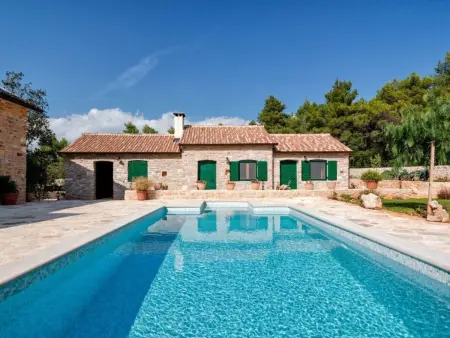 Villa Aristea : 3 maisons, piscine chauffée à Hvar : photo 2