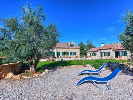 Villa Aristea : 3 maisons, piscine chauffée à Hvar : photo 5