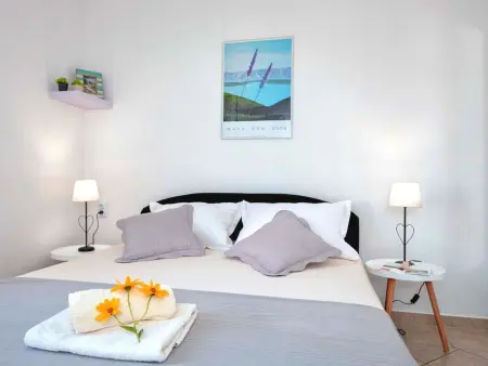 Villa Sunshine à Jelsa : 3 chambres, jardin et terrasse : photo 24