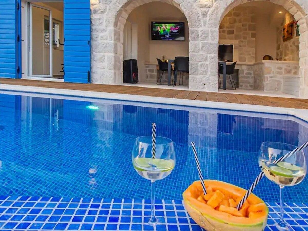 Maison en pierre avec piscines privées à Bast - Photo 2