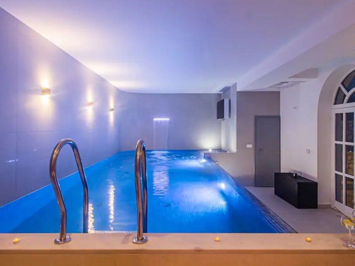 Maison en pierre avec piscines privées à Bast - Photo 9