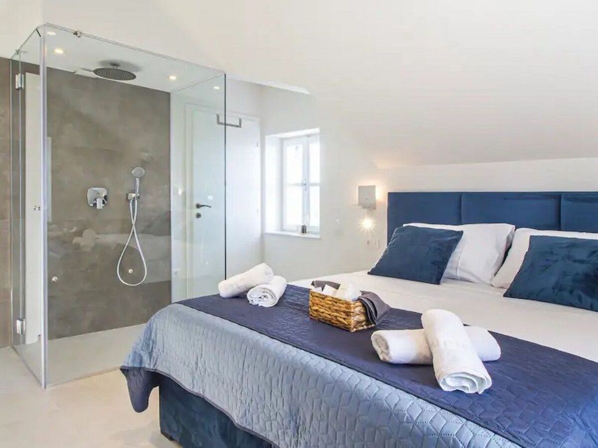 Maison en pierre avec piscines privées à Bast - Photo 16