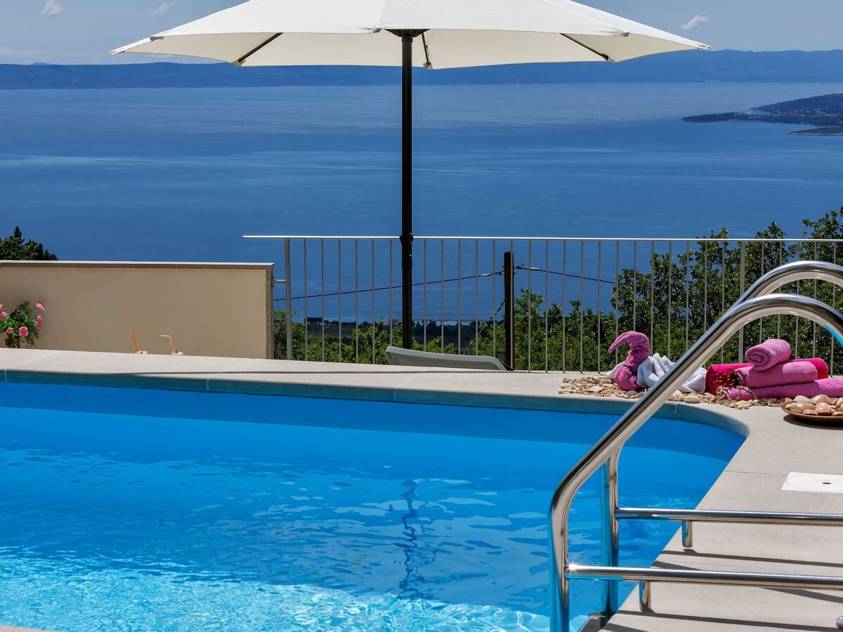 Marta Bast – Maison avec piscine chauffée, 3 km de la mer - Photo 1