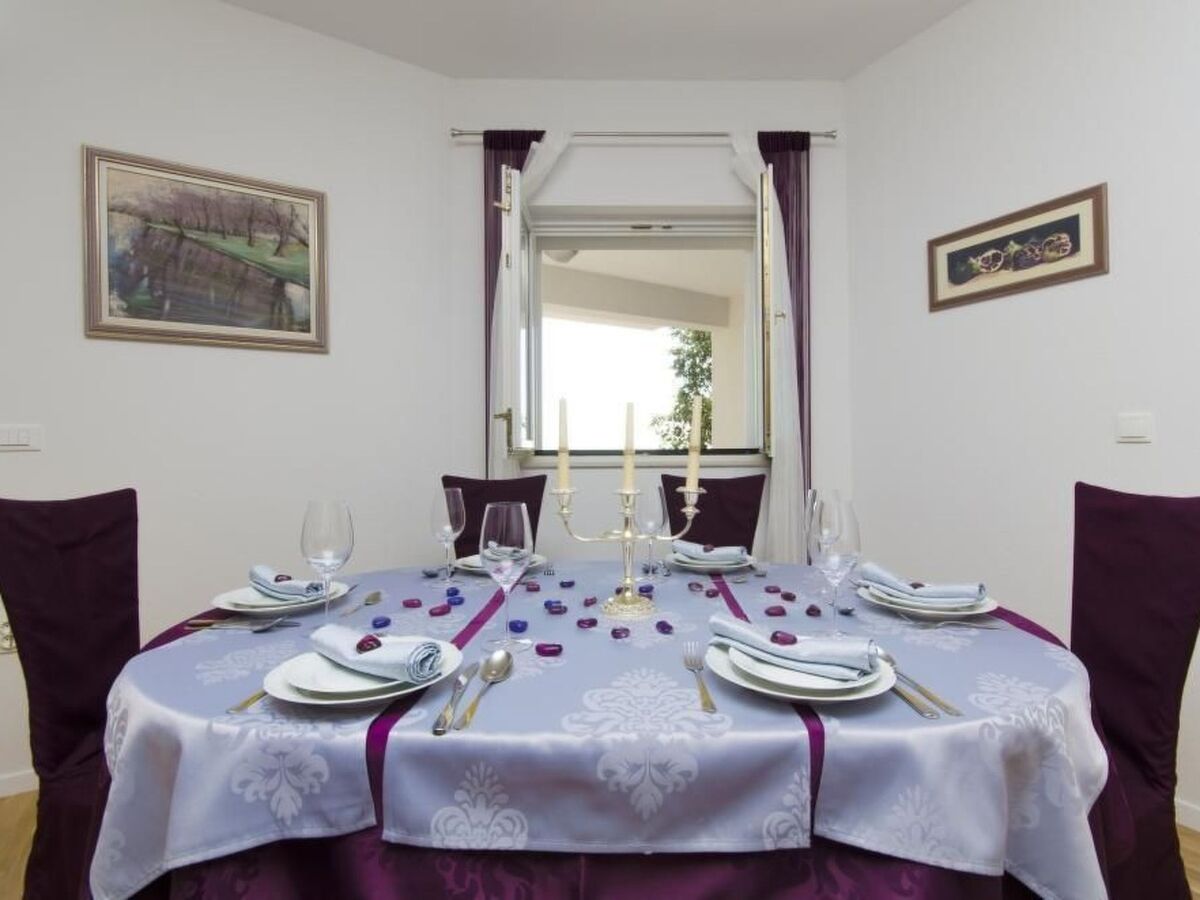 Jure – Maison 5 chambres avec piscine privée à Bast - Photo 18