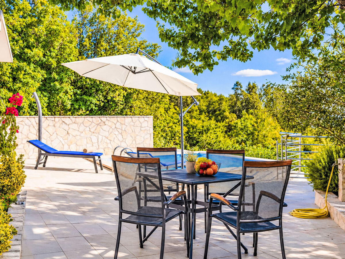 Maison avec piscine privée et vue mer à Bast - Photo 4