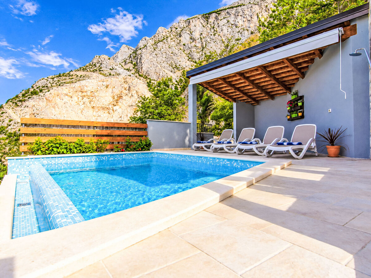 Villa Vesna & Dado, maison 6 pers. avec piscine chauffée à Bast - Photo 11