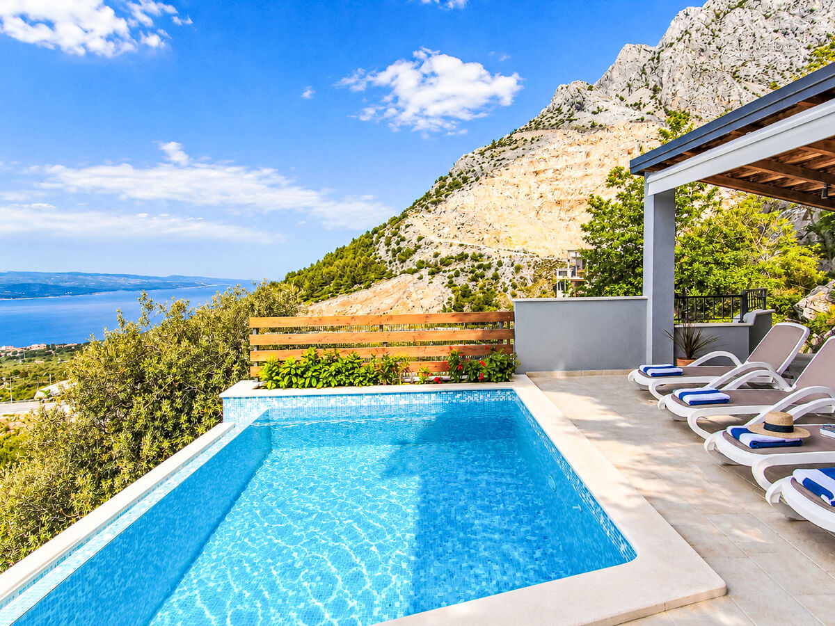 Villa Vesna & Dado, maison 6 pers. avec piscine chauffée à Bast - Photo 13