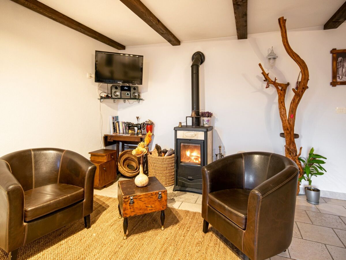 Villa Vesna & Dado, maison 6 pers. avec piscine chauffée à Bast - Photo 22