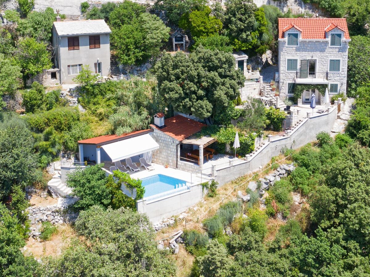 Villa Vesna & Dado, maison 6 pers. avec piscine chauffée à Bast - Photo 39