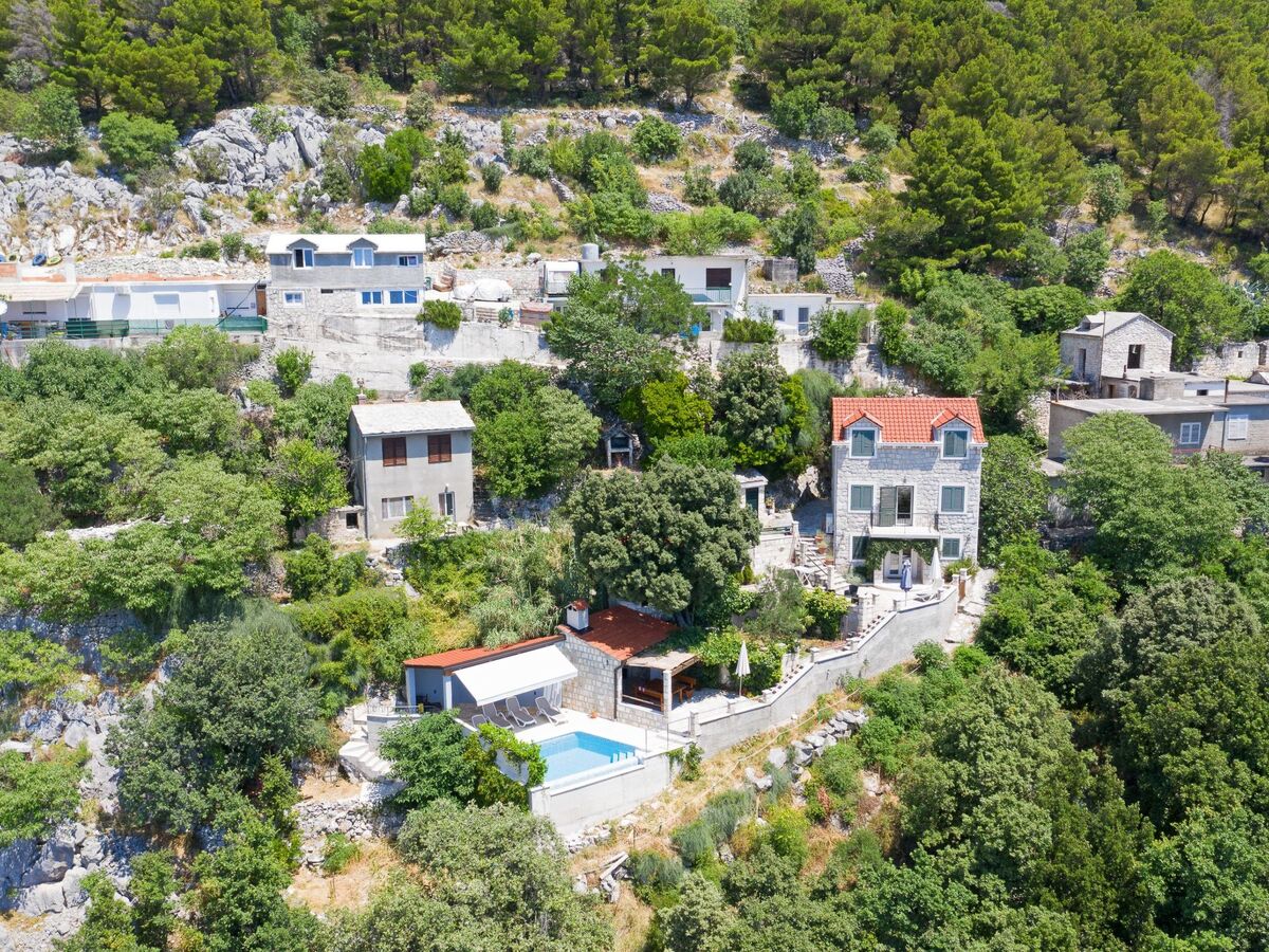 Villa Vesna & Dado, maison 6 pers. avec piscine chauffée à Bast - Photo 48