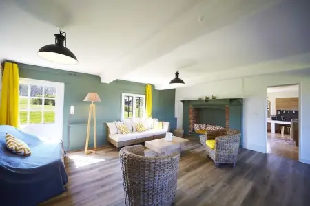 Location chateau à Asnières, Château à Aspires avec Tennis & Vue Vallée