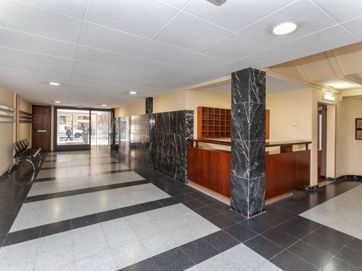 Apt 3 chambres Eixample, métro Rocafort à 250m - Photo 26