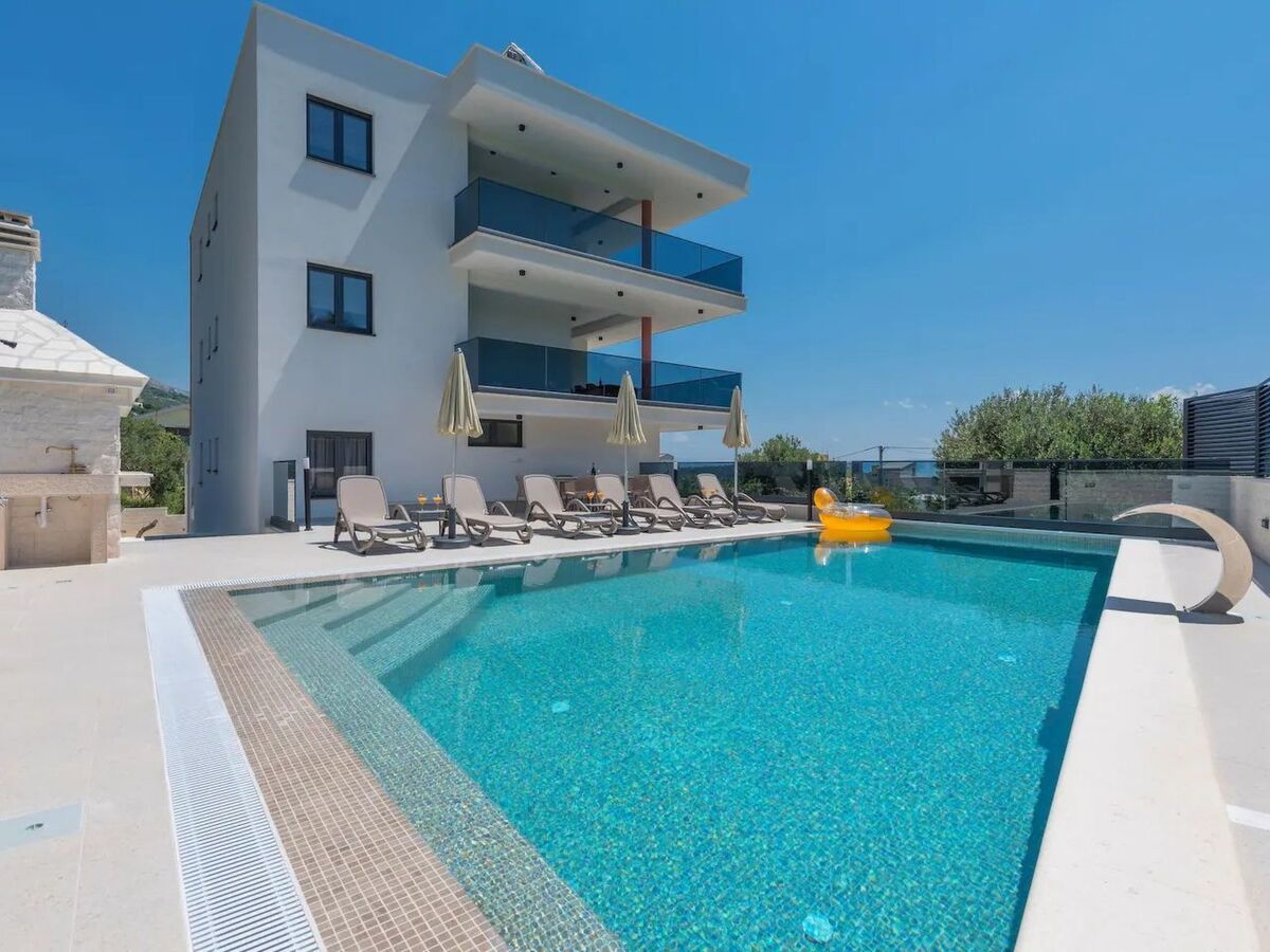Villa VID – Maison 12 pers, piscine privée à Makarska - Photo 1