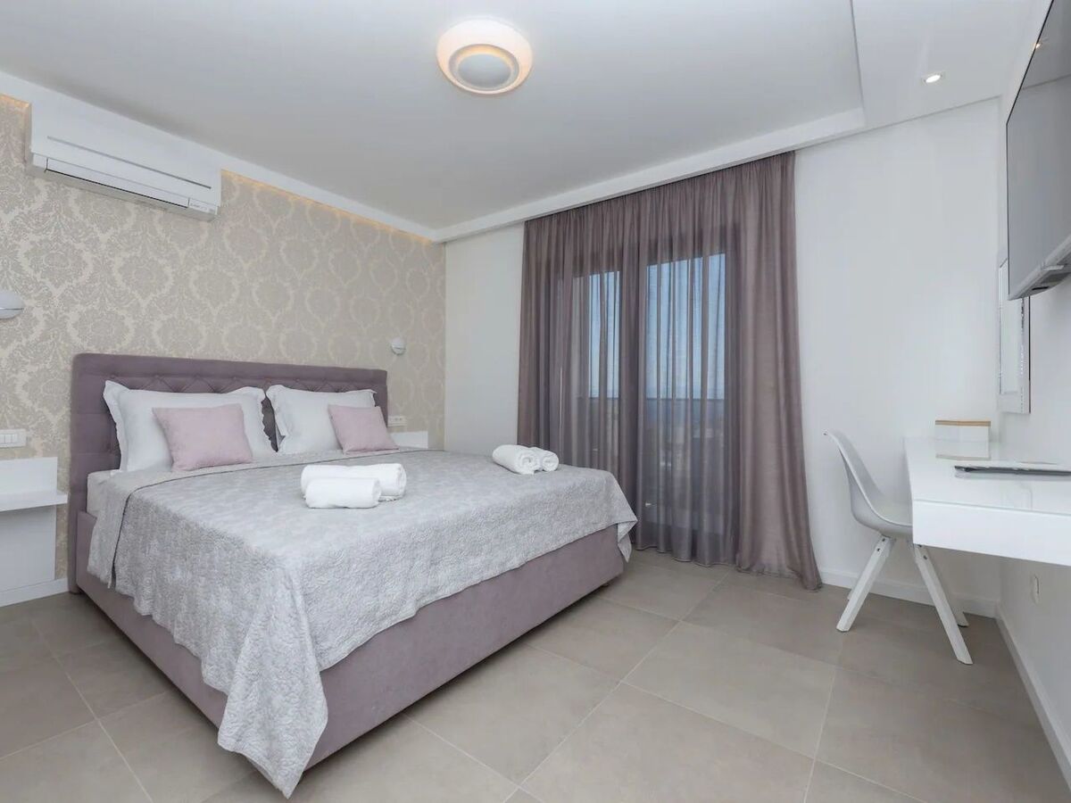 Villa VID – Maison 12 pers, piscine privée à Makarska - Photo 12
