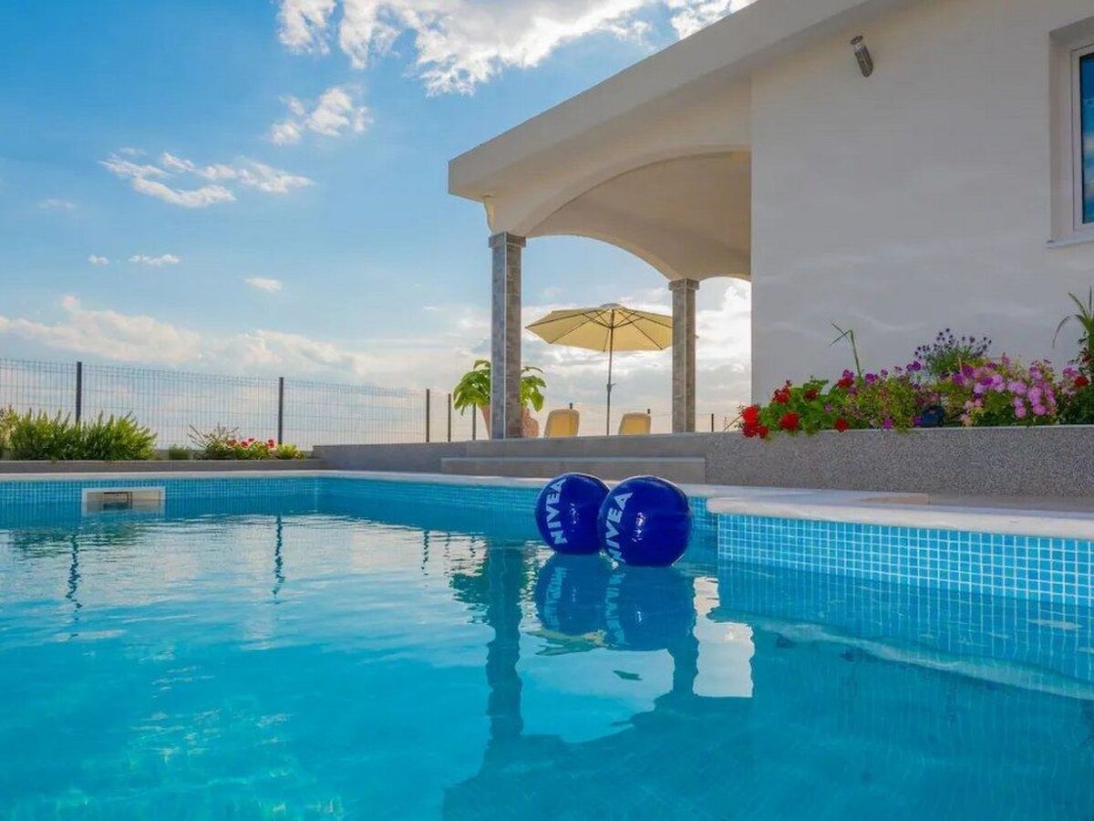 Villa Mira Mel à Makarska : maison 10 pers, piscine privée - Photo 5
