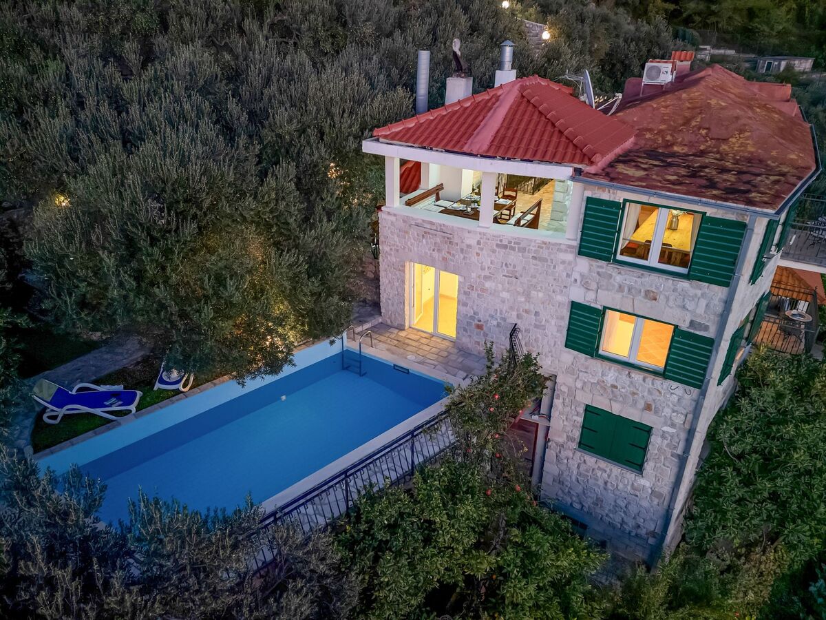Villa Radalj à Makarska – Maison 6 pers. piscine privée - Photo 2