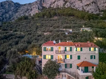 Villa Radalj à Makarska – Maison 6 pers. piscine privée
