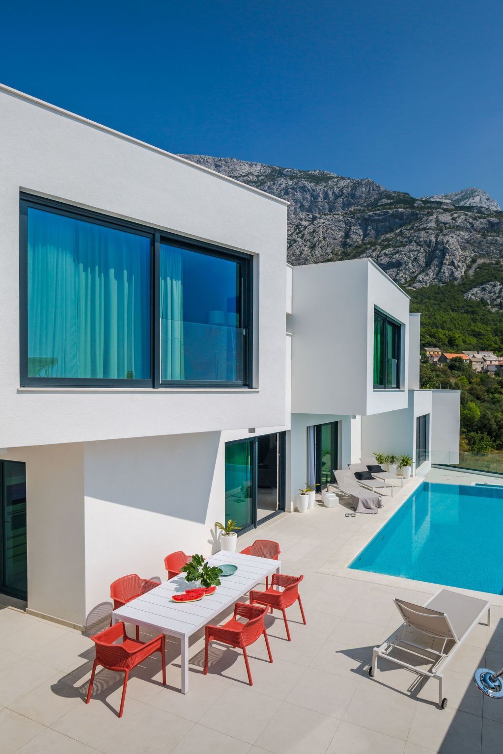 Schöne Villa Zvizdan mit Infinity-Pool, Maison 8 personnes à Makarska - Photo 4