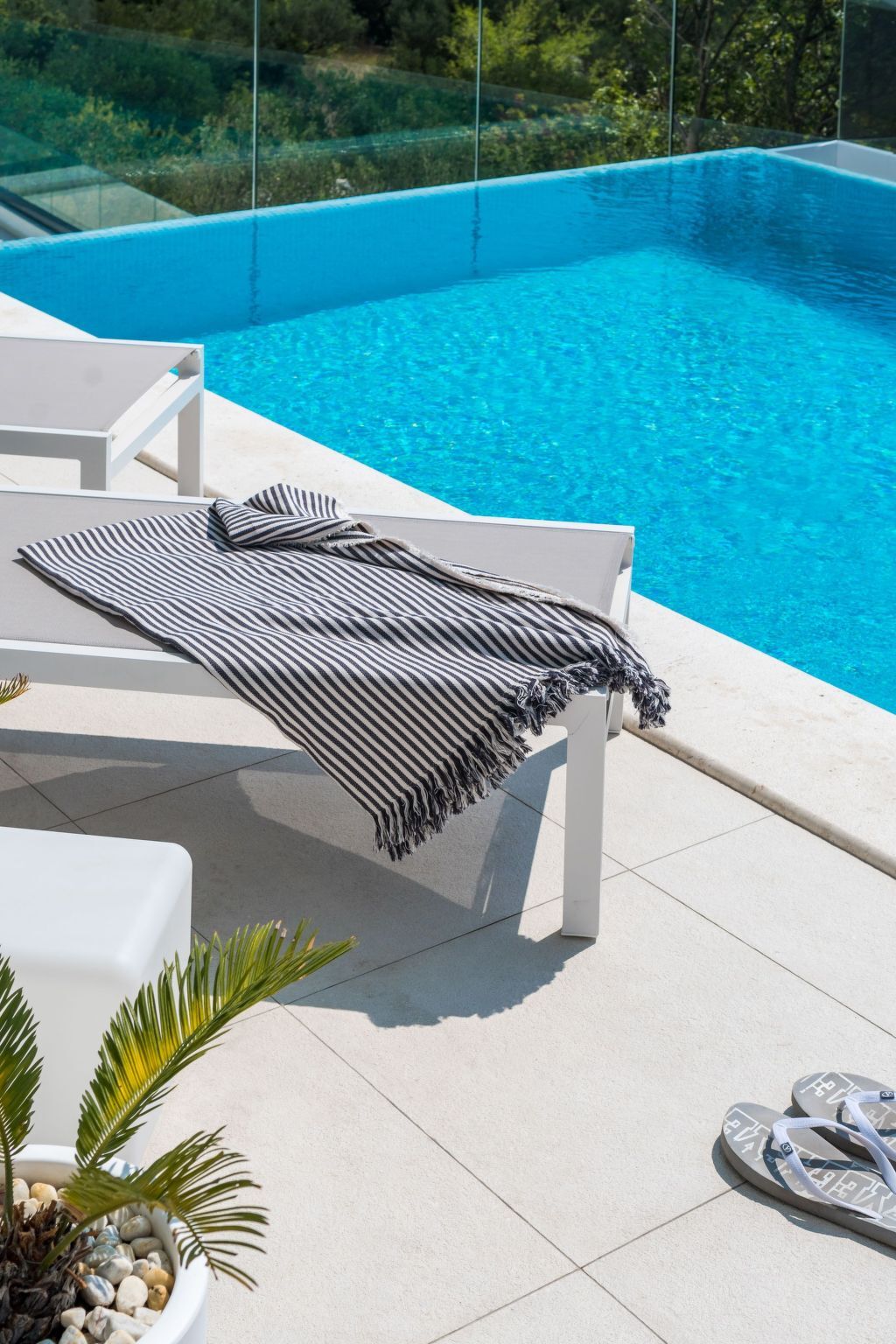 Schöne Villa Zvizdan mit Infinity-Pool, Maison 8 personnes à Makarska - Photo 6