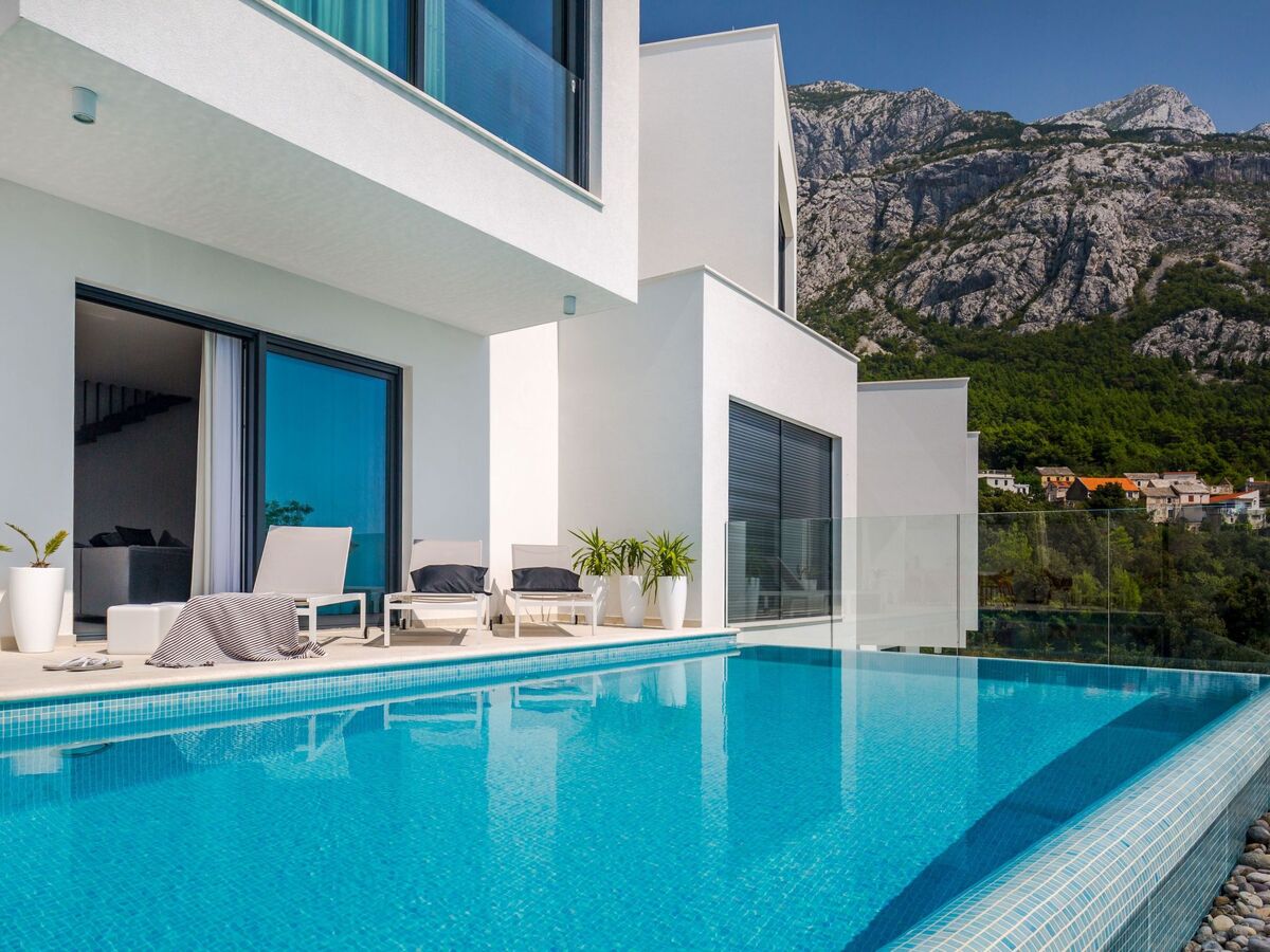 Schöne Villa Zvizdan mit Infinity-Pool, Maison 8 personnes à Makarska - Photo 10