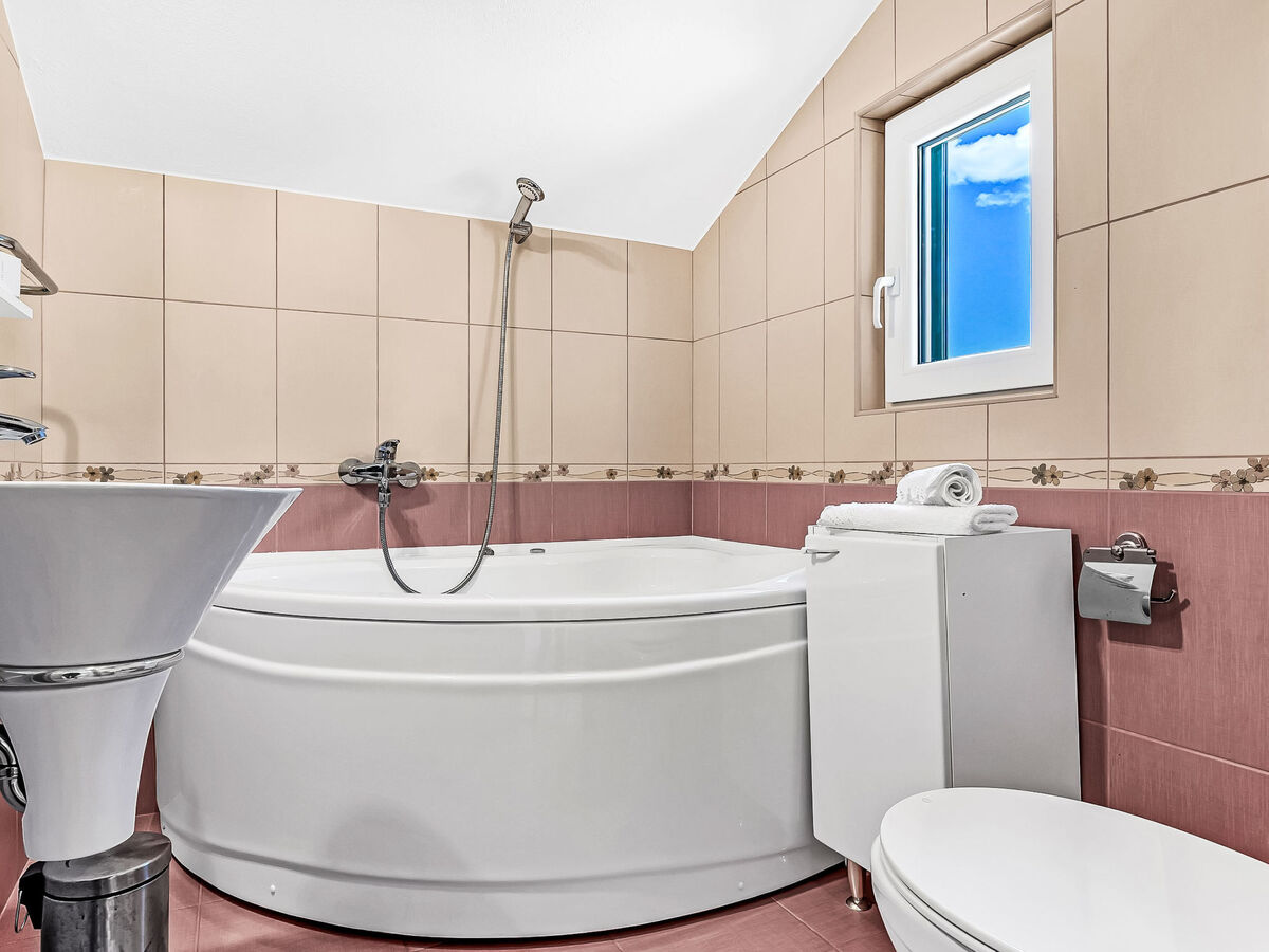 Villa Marina à Makarska : maison 3 chambres avec piscine chauffée - Photo 30