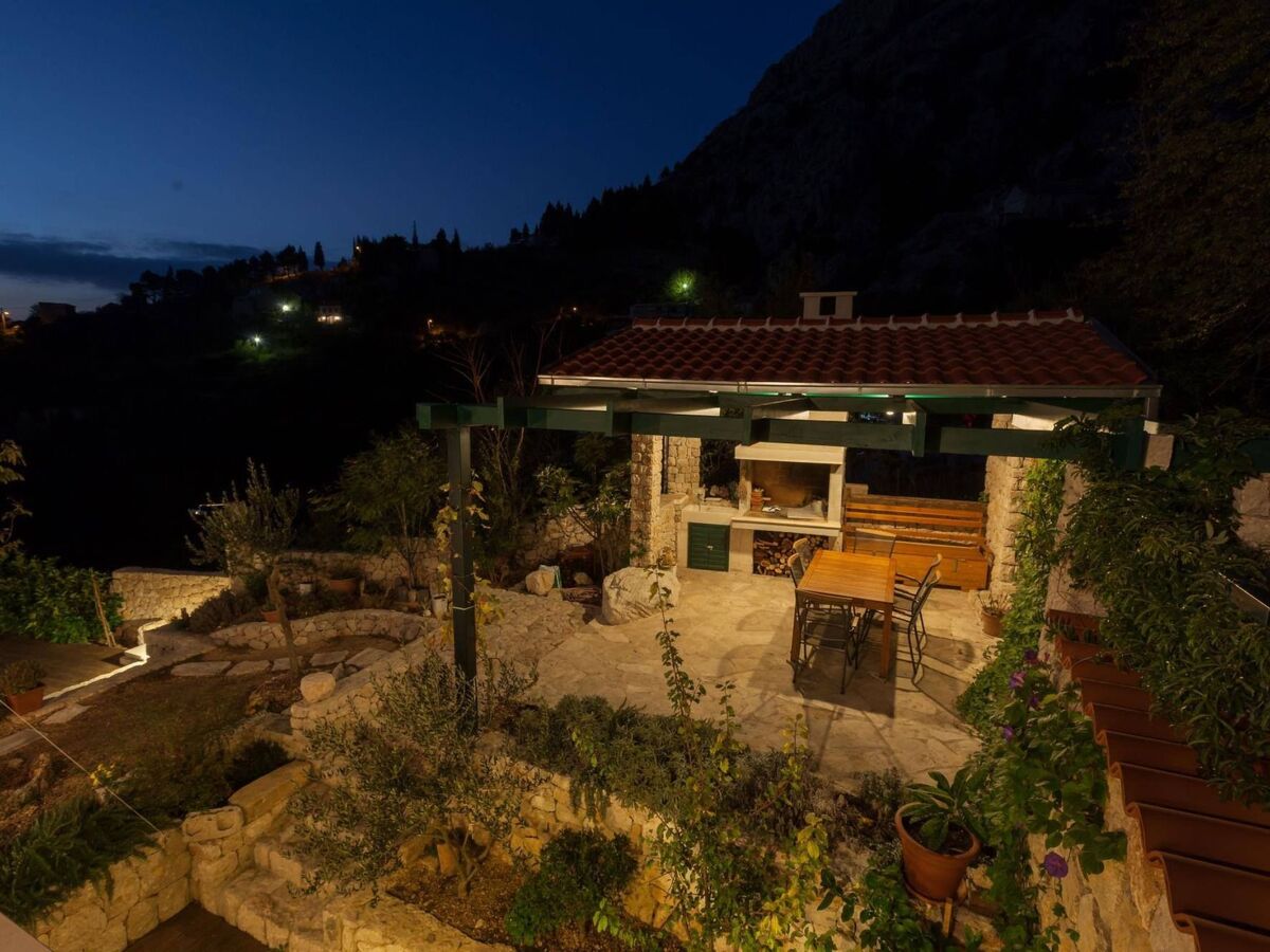 Maison avec jacuzzi vue mer à Makarska - Photo 2