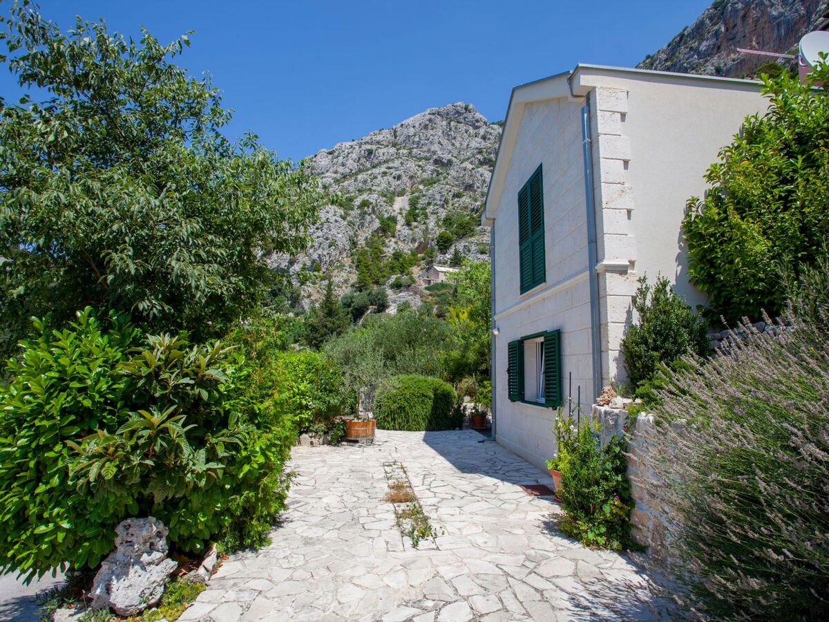 Maison avec jacuzzi vue mer à Makarska - Photo 24