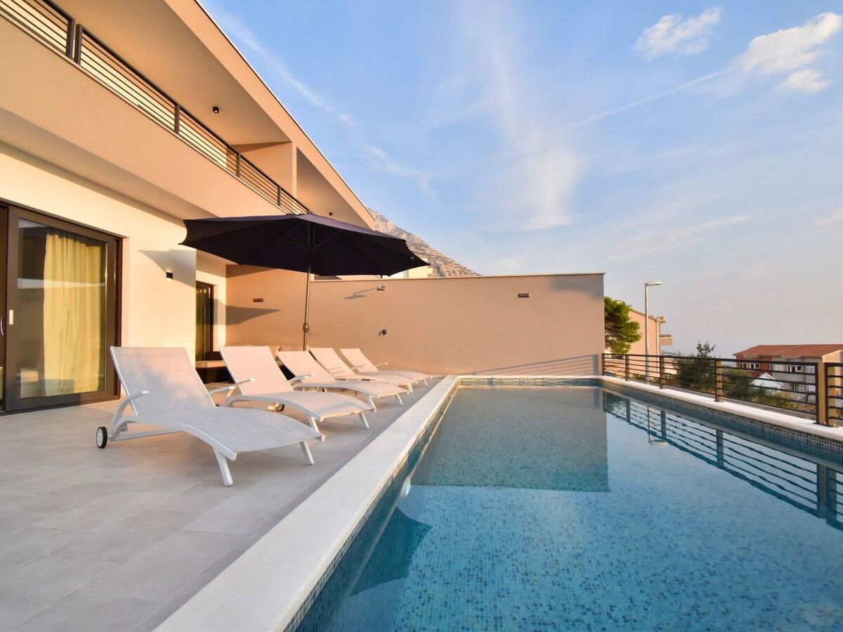 Villa Zoran – Maison 9 pers, piscine chauffée à Makarska - Photo 6