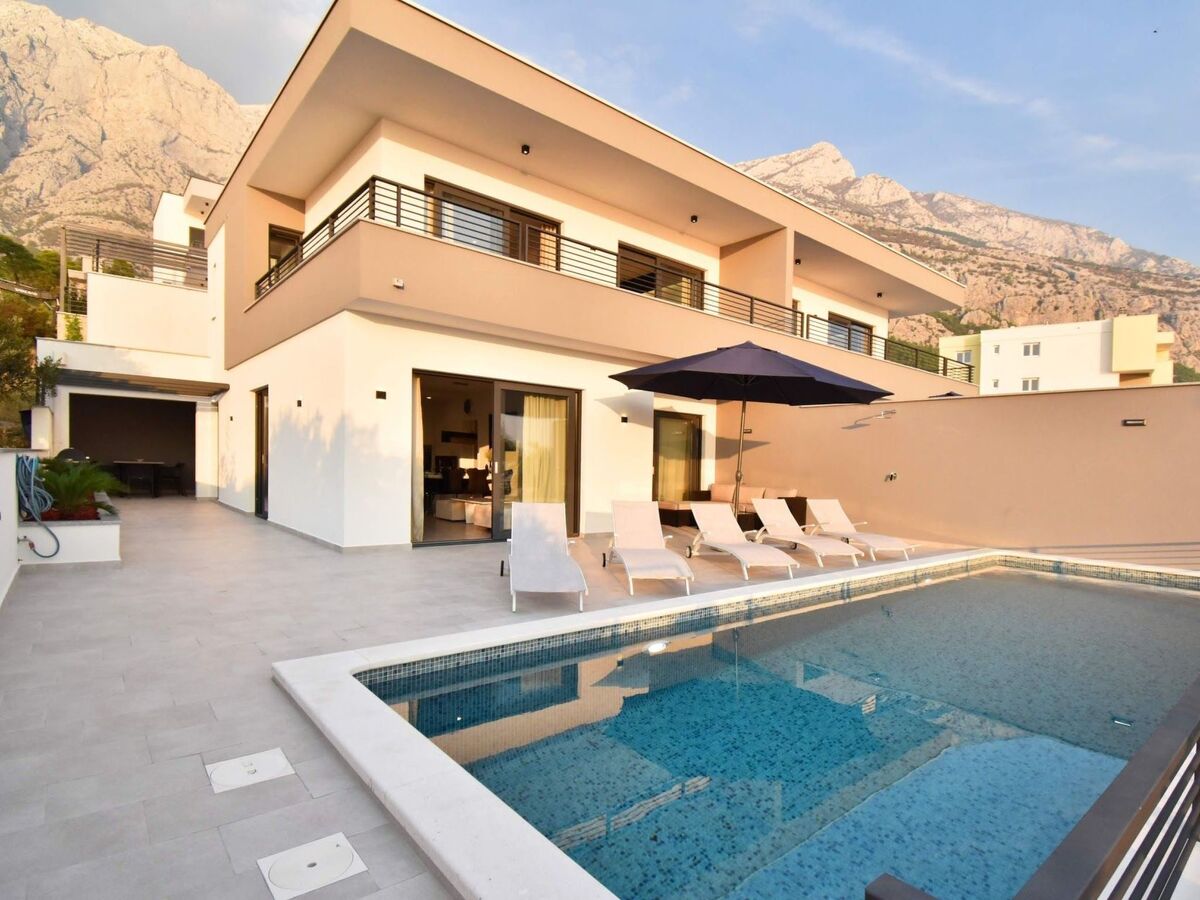 Villa Zoran – Maison 9 pers, piscine chauffée à Makarska - Photo 7