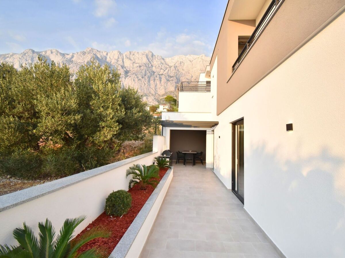 Villa Zoran – Maison 9 pers, piscine chauffée à Makarska - Photo 25