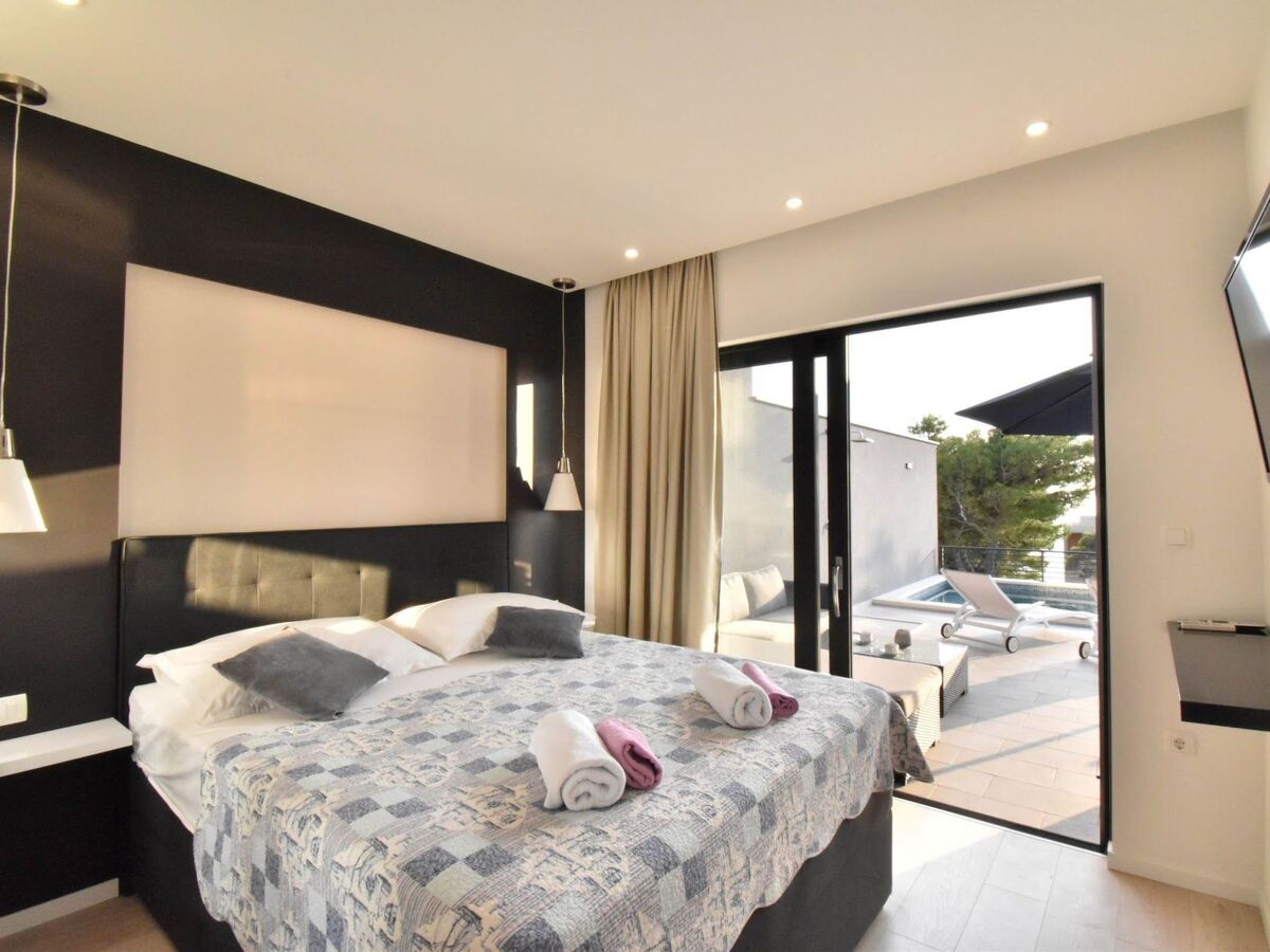 Villa Zoran – Maison 9 pers, piscine chauffée à Makarska - Photo 35