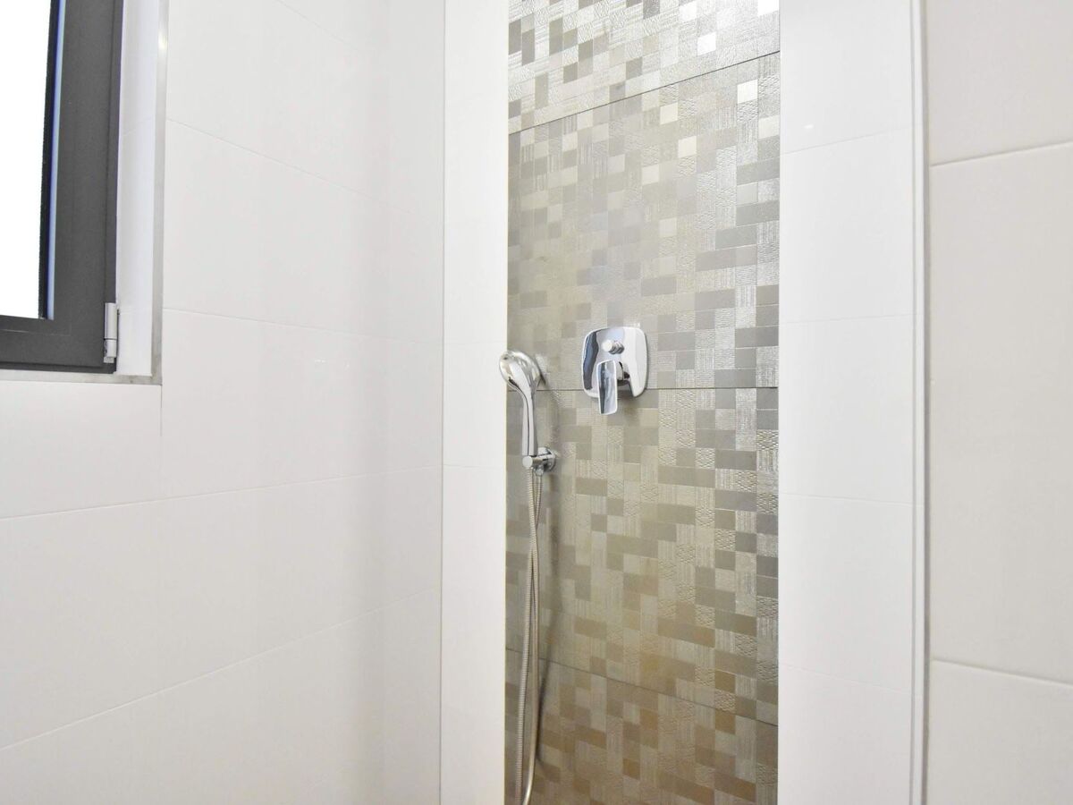 Villa Zoran – Maison 9 pers, piscine chauffée à Makarska - Photo 41